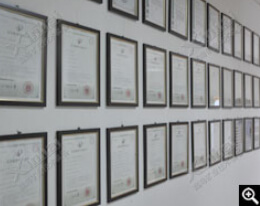 糖心黄色视频设备专利墙展示